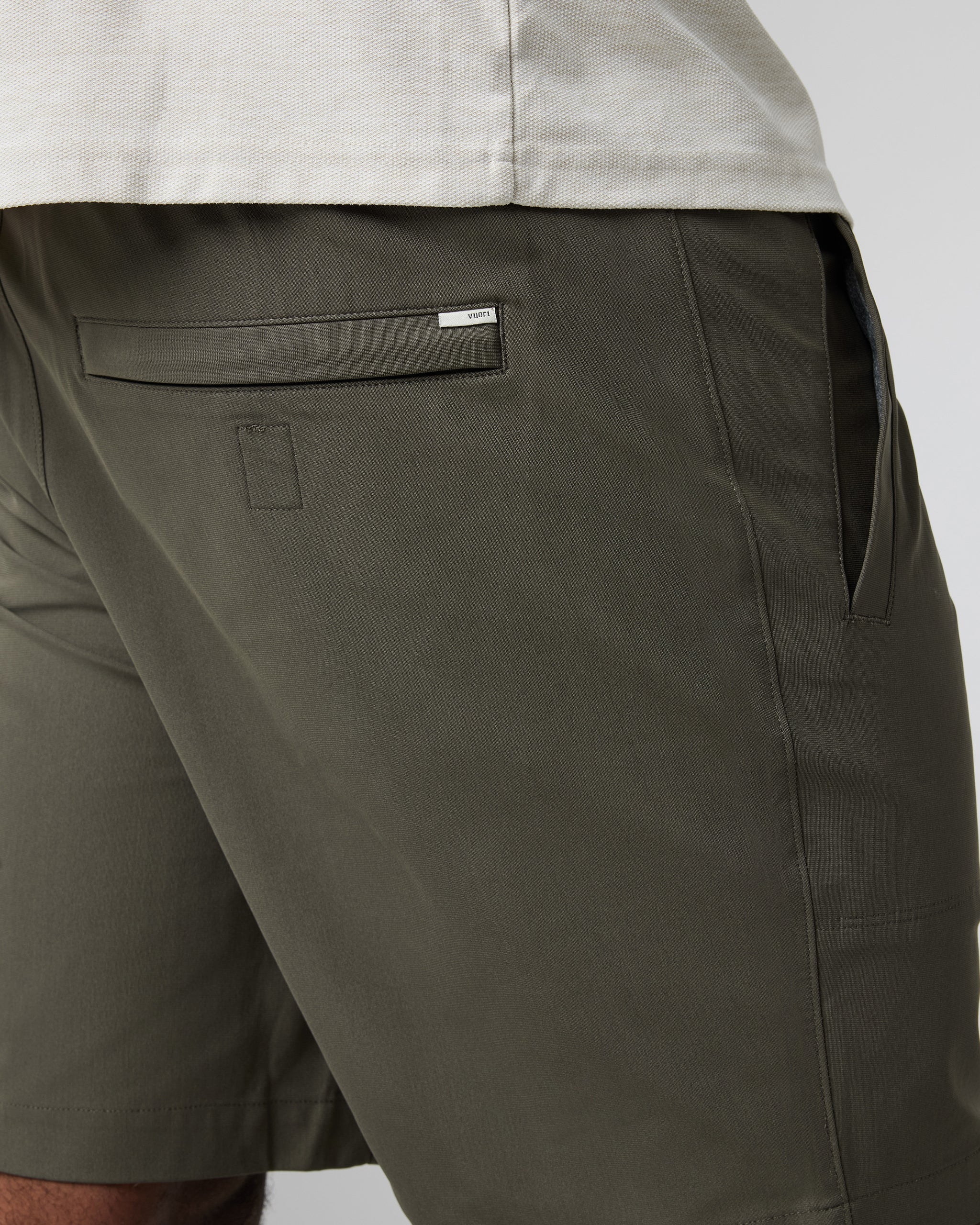 Meta Easy Short | Dark Oregano