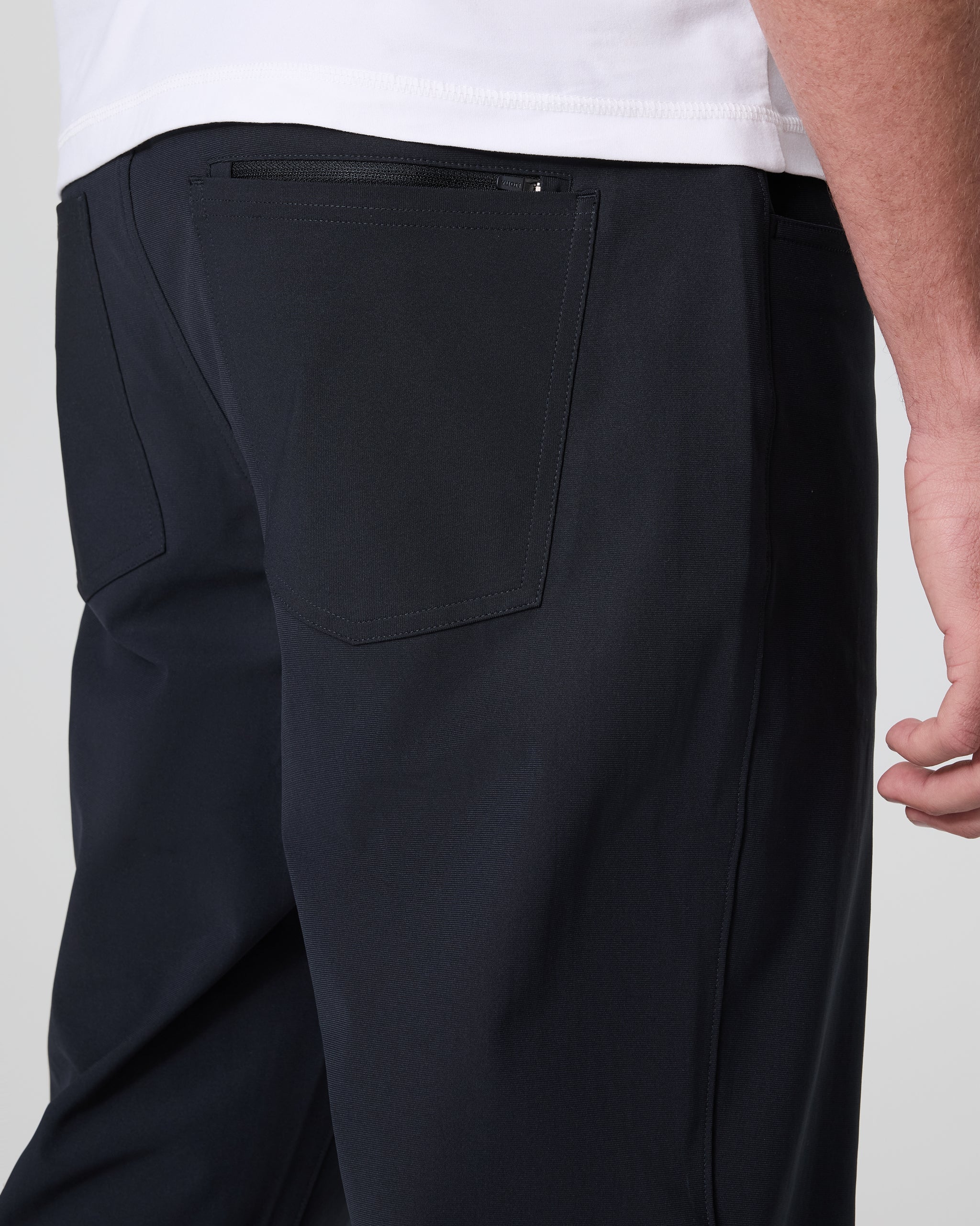 Meta Pant Classic Fit 34" | Black
