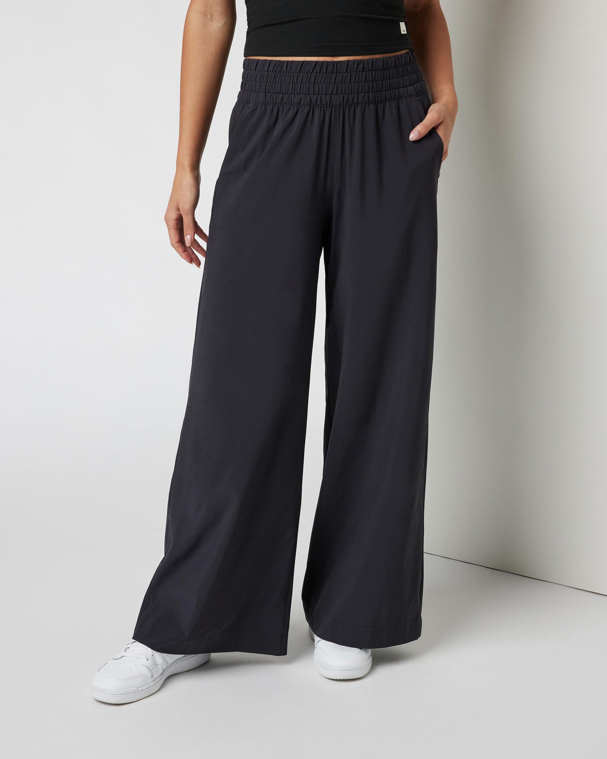 Villa Wideleg Pant - Short | Black